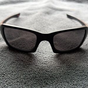 OAKLEY SI Fives Squared Flag Matte Black/Gray Sunglasses 009238-3354